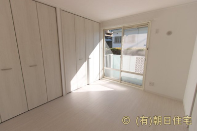 【寝室】 | サンシャイン．ヴィラA