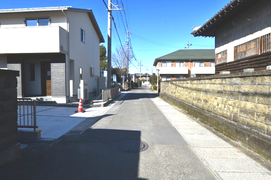 アクアタウン木戸　全３区画分譲の前面道路含む現地写真|■前面道路　■ヤマダ不動産　株式会社リライフ　大垣店　■夢のマイホーム購入をフルサポートします！