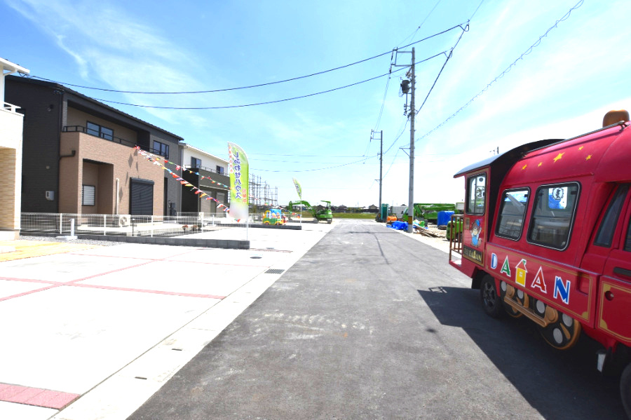 戸建　安八郡安八町森部　全13区画分譲の前面道路含む現地写真|■前面道路　■ヤマダ不動産　株式会社リライフ　大垣店　■夢のマイホーム購入をフルサポートします！