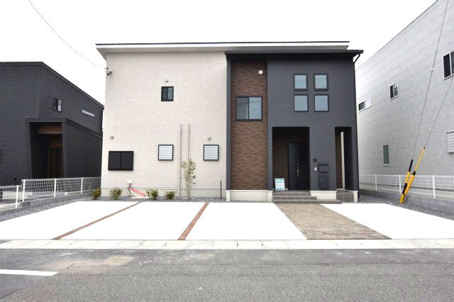 戸建　揖斐郡池田町八幡　全４区画分譲の外観|■B号棟 ■YAMADA電機の　ヤマダ不動産　株式会社リライフ　大垣店■ いつでもお問合わせ下さい。