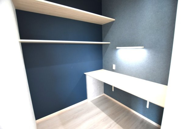 戸建　安八郡安八町森部　全13区画分譲の収納|リビング横にワークスペース付きです。