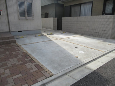 【駐車場】 | メゾンルミエール（高井田賃貸） | 空きはご確認下さい