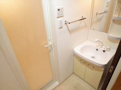 【洗面所】 | YKハイツ西明石Ⅱ | ※同建物別部屋の写真になります。