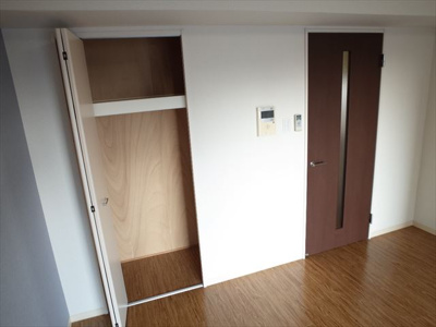 【収納】 | YKハイツ西明石Ⅱ | ※同建物別部屋の写真になります。