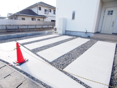 【駐車場】 | ＧＲＡＦＡＲＥ　方木田北白家　1号棟 | お休みの日は、家族でお出かけしてみては♪
