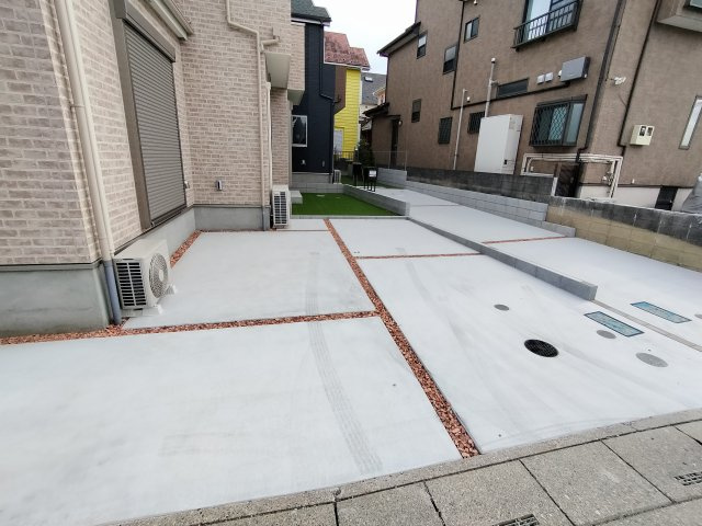 Sumai-toさいたま市並木01の駐車場
