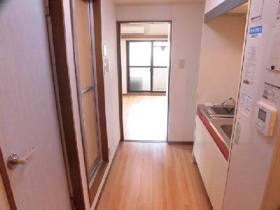 ラフィーネ四条堀川の展望|玄関から