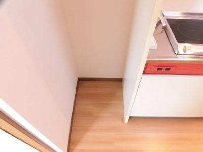 ラフィーネ四条堀川のその他|冷蔵庫置き場