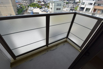 【バルコニー】