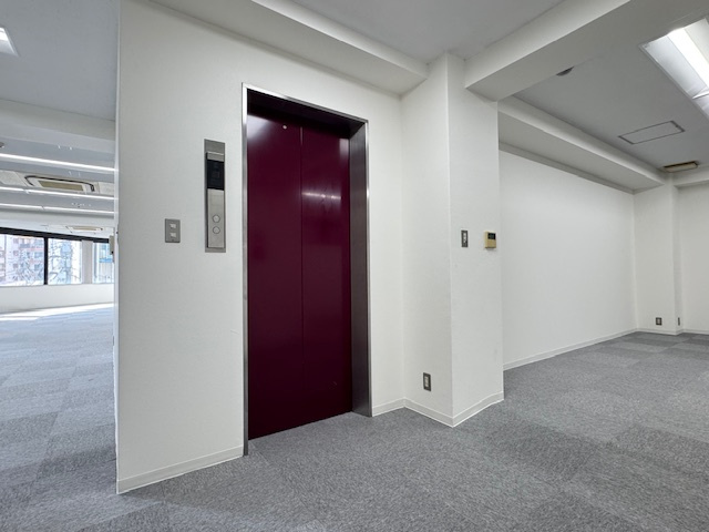 アザブビルディングNo.3の内装