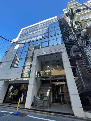 アザブビルディングNo.3 3階の外観