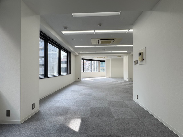 アザブビルディングNo.3の内装