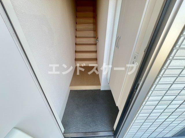 アンベリールの玄関|高崎、前橋、伊勢崎エリアのお部屋探しはエンドスケープまで！お客様の理想お聞かせ下さい♪