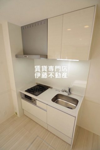 アリヴィオのキッチン|システムキッチン（グリル付三個口ガステーブル）