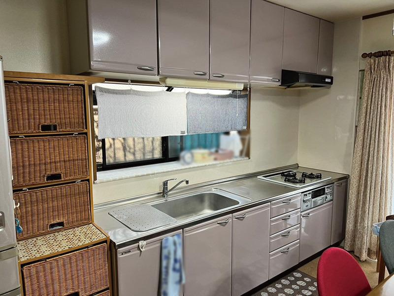 高知市深谷町　中古戸建てのキッチン