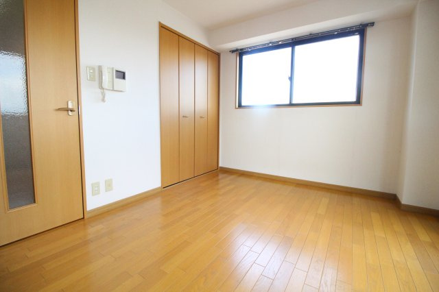 アースヒルズのその他