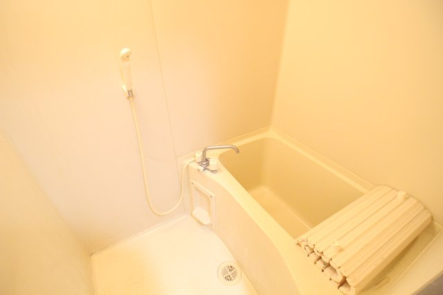 アースヒルズの浴室|日々の暮らしに欠かせないお風呂です