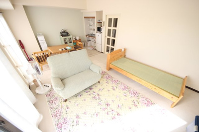 【居間・リビング】 | ロイヤルリゾート琵琶湖　