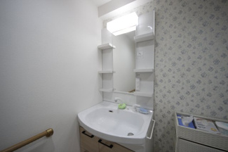 【独立洗面台】 | ロイヤルリゾート琵琶湖　