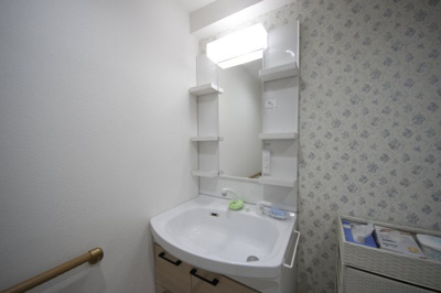 【独立洗面台】 | ロイヤルリゾート琵琶湖　