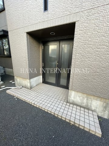 カルミアコートのエントランス