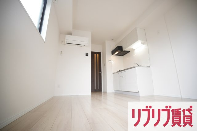 テリアズ港町の居間・リビング