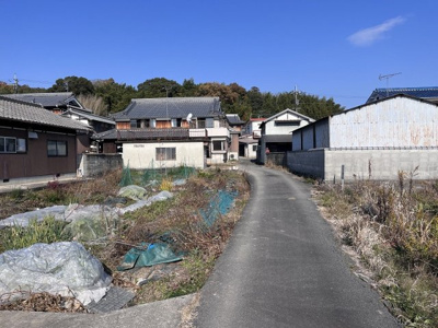 【前面道路含む現地写真】 | 加西市坂元町　戸建て