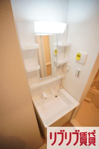 テリアズ港町の洗面所