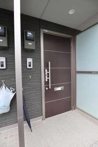 フォンターナ　ロッソのエントランス