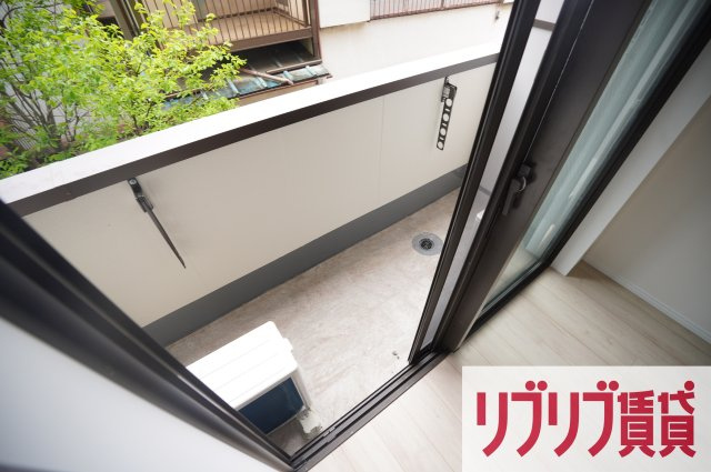 テリアズ港町のバルコニー