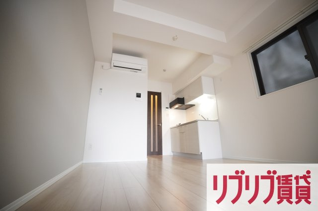 テリアズ港町の居間・リビング