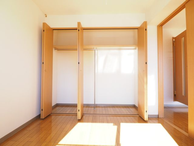 【収納】 | クレベール | 洋室③の収納