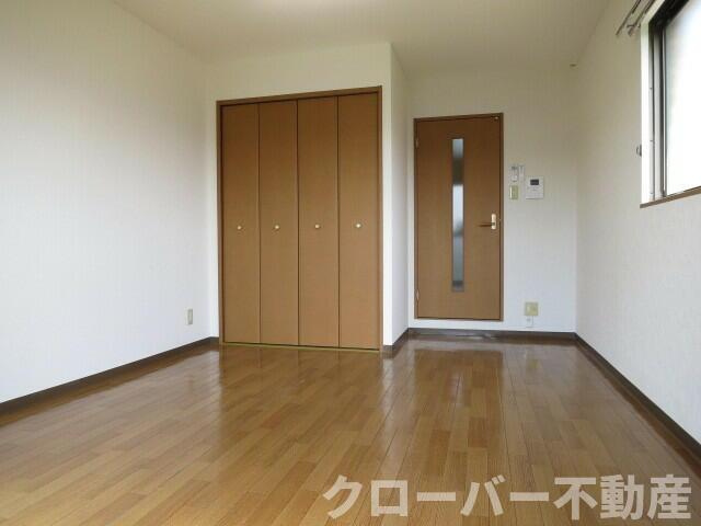 ハイネス郡家の内装