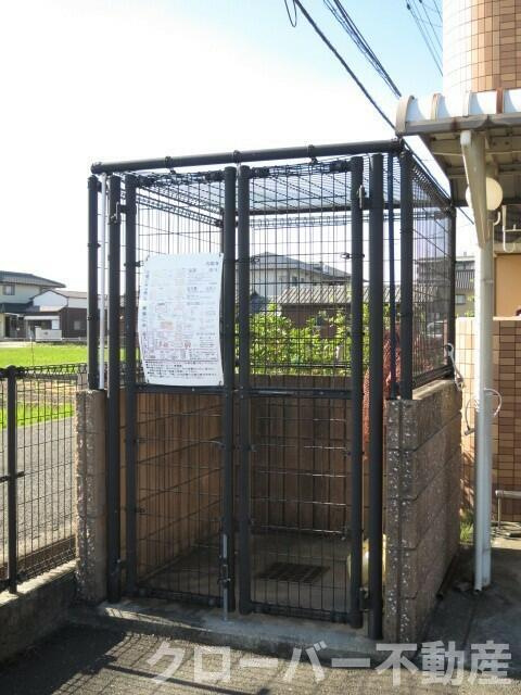 ハイネス郡家|ゴミステーション