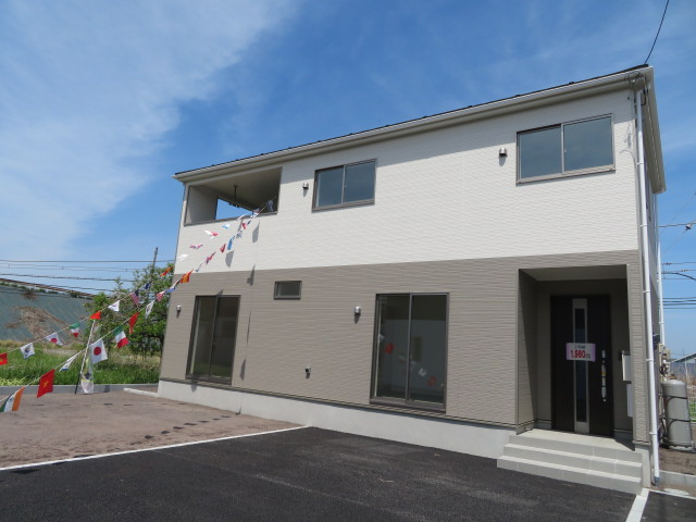 高崎市吉井町池第2（全4棟）2号棟の外観