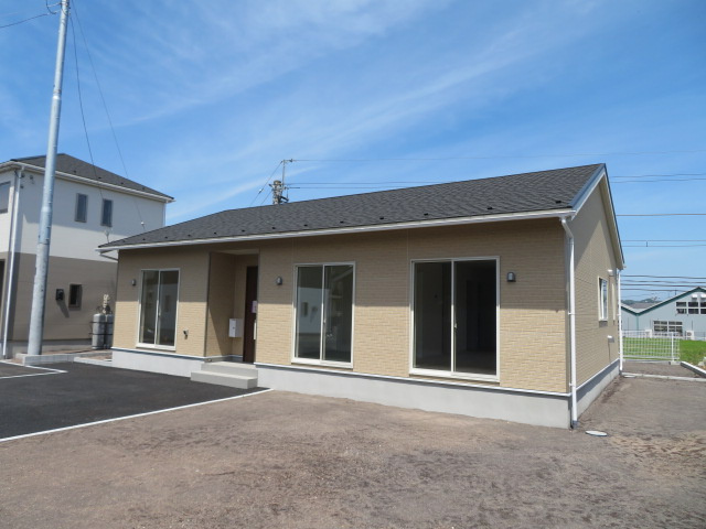 高崎市吉井町池第2（全4棟）3号棟の外観|建物完成済みでございます。お部屋のご内覧可能でございます。お気軽にお問合せ下さいませ(^▽^)/