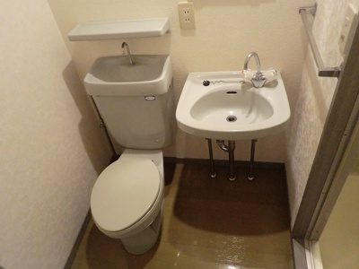 【洗面所】 | エステートモア平尾山荘通り | 別号室の写真になります。現況優先。