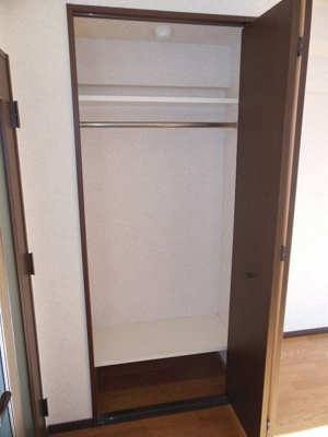 【収納】 | ヴェルデ香椎 | 別号室の写真になります。現況優先。