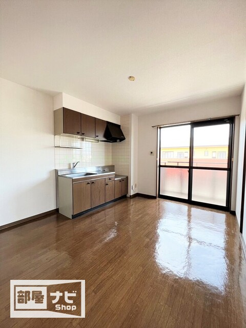 フォブール川津Aの居間・リビング