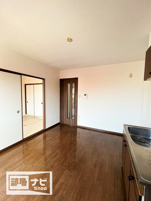 フォブール川津Aの居間・リビング