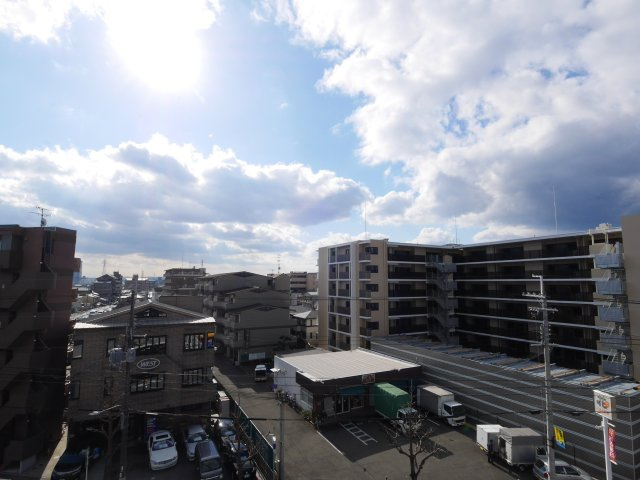 ウエスト桂川駅前の展望