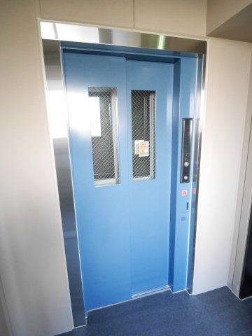 ウエスト桂川駅前のその他共用部分|エレベーター