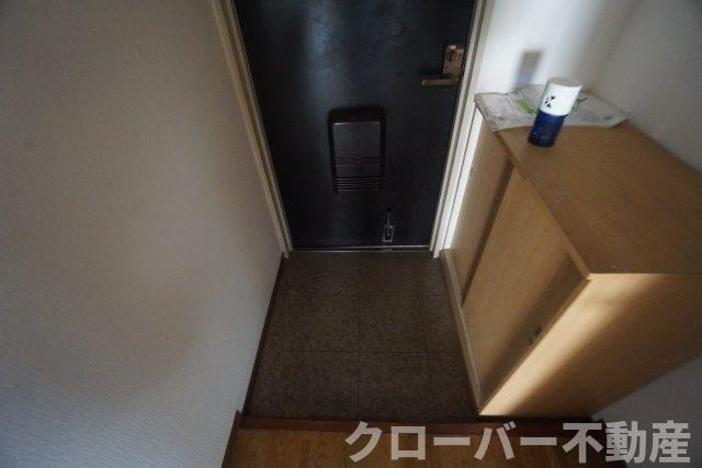 アーバンハイツ大橋の玄関