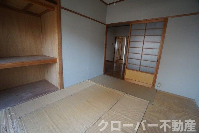 アーバンハイツ大橋の収納