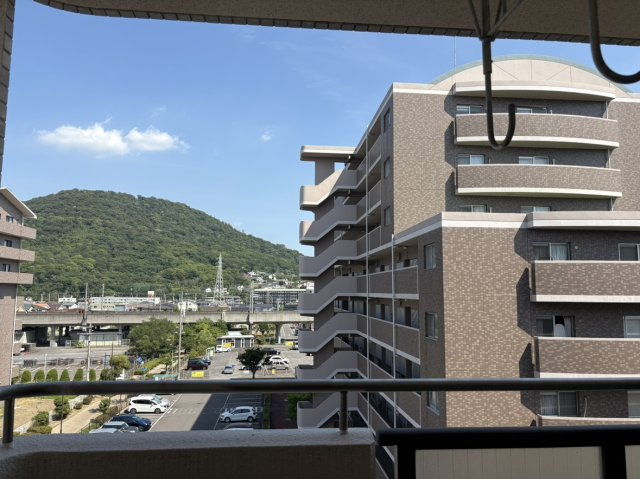 アーバンハイツ大橋の外観