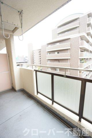 アーバンハイツ大橋のバルコニー