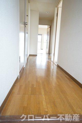 アーバンハイツ大橋の玄関