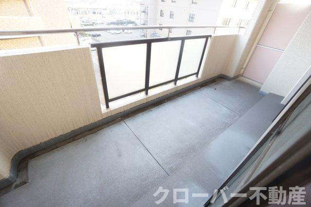 アーバンハイツ大橋のバルコニー