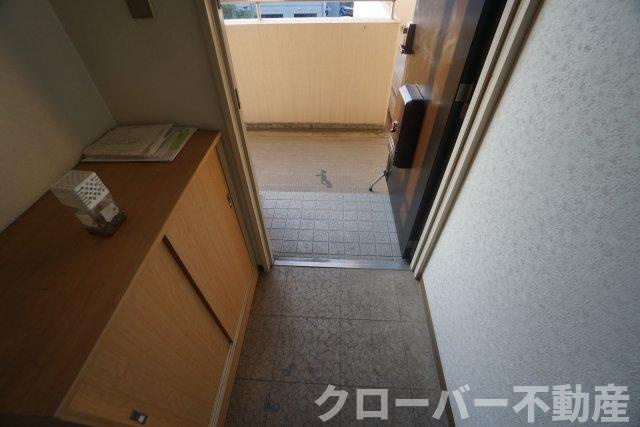 アーバンハイツ大橋の玄関