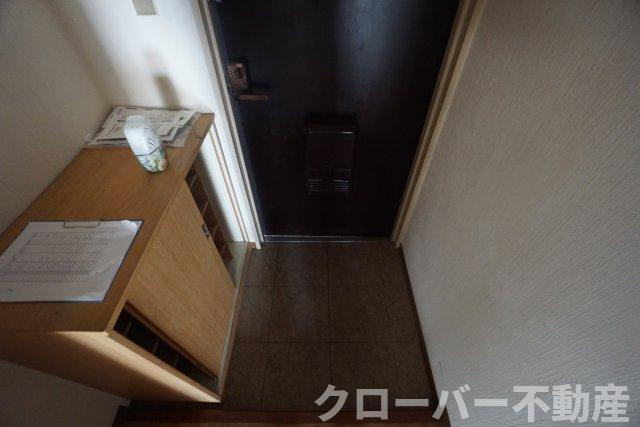 アーバンハイツ大橋の玄関